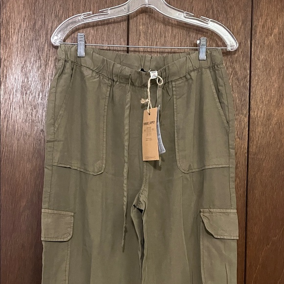 Thread & Supply Olive Cargo Pants Medium NWT - Picture 5 of 10